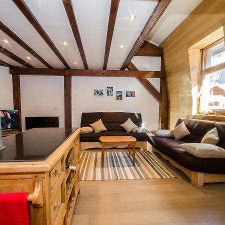 Appartement Duplex Centre Avec Parking Et Wifi - Fr-1-343-240 Chamonix