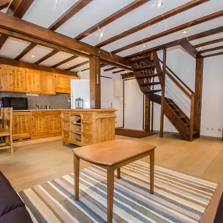 Duplex Centre Avec Parking Et Wifi - Fr-1-343-240 Appartement